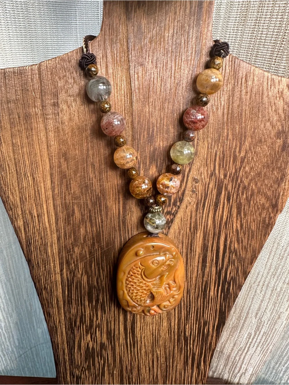 Natural Agate Fish Carving Pendant Necklace on Adjustable Brown Rope